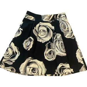 WHBM floral skirt. Sz. 00.